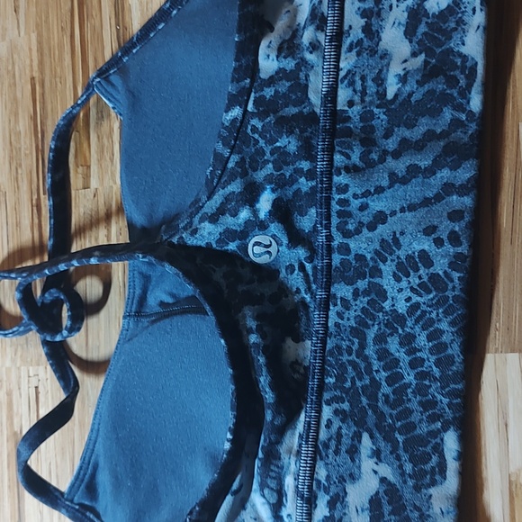Lululemon, blue size 4 - Picture 2 of 2